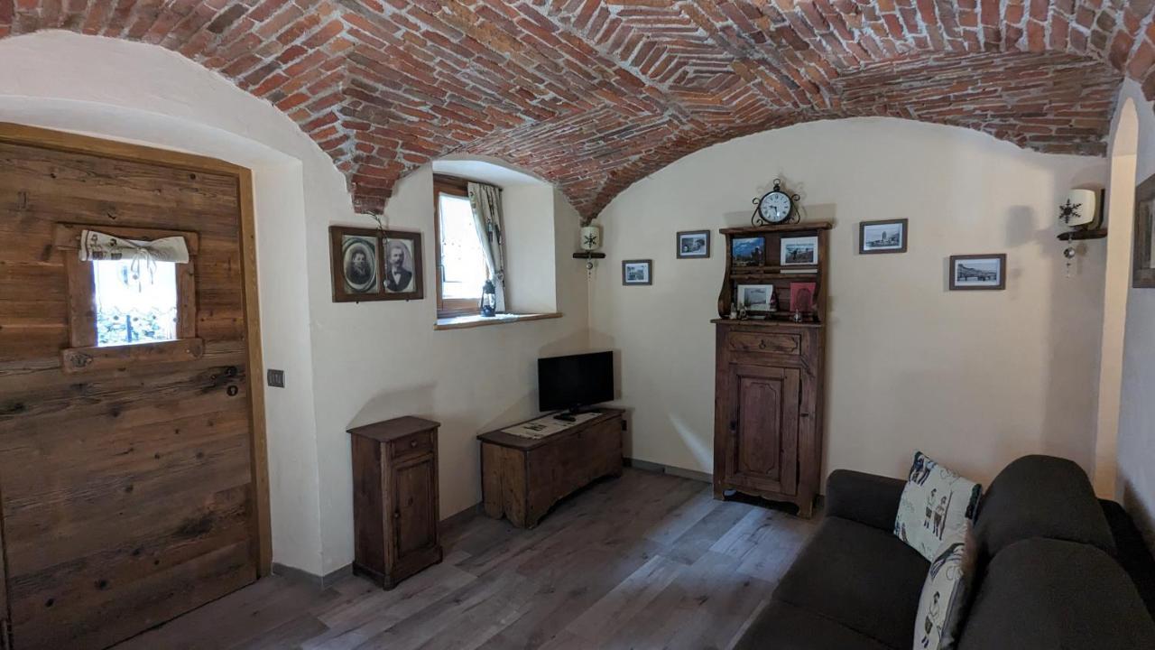 Maison Du Pont Romain Αόστα Εξωτερικό φωτογραφία
