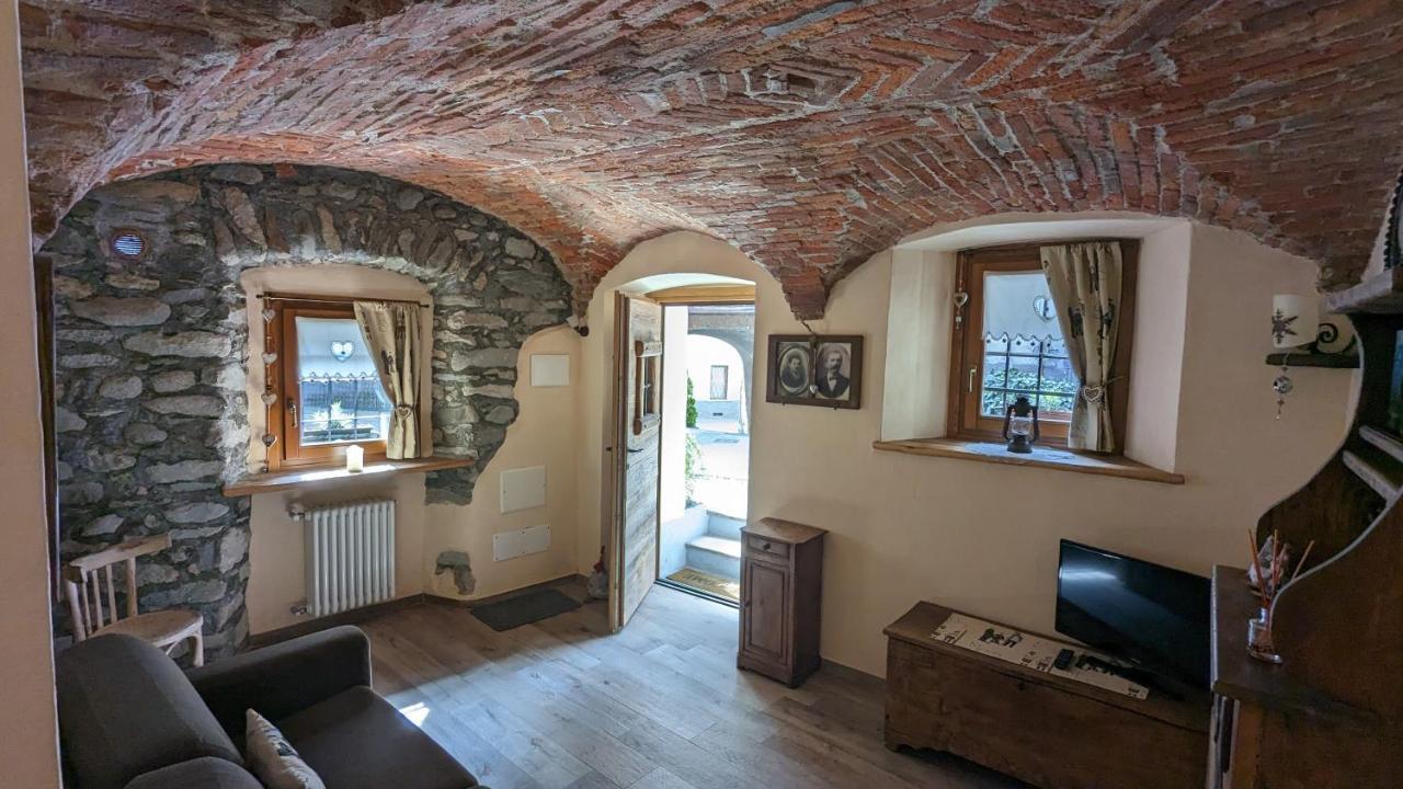 Maison Du Pont Romain Αόστα Εξωτερικό φωτογραφία